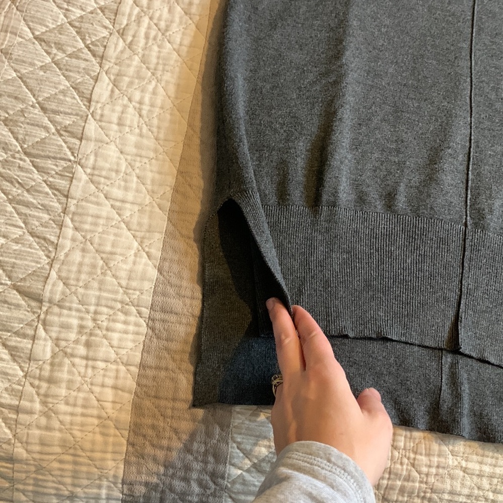 Womens grey sweater - Picture 3 of 5